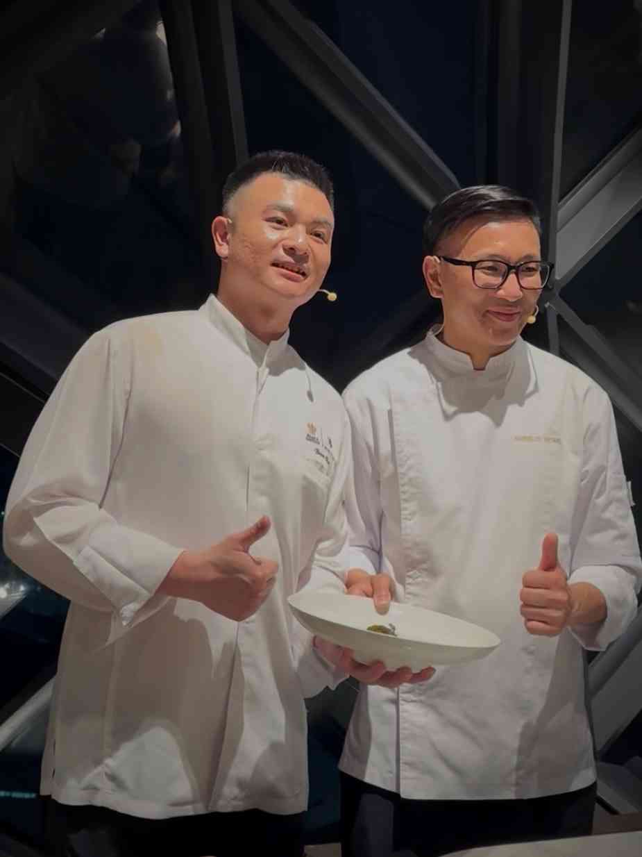 充滿春天氣息的新中式創意宴！魚籽醬魷魚薺菜卷、青檸紫菜燉海膽圓貝，春意洋溢鮮味滿盈！