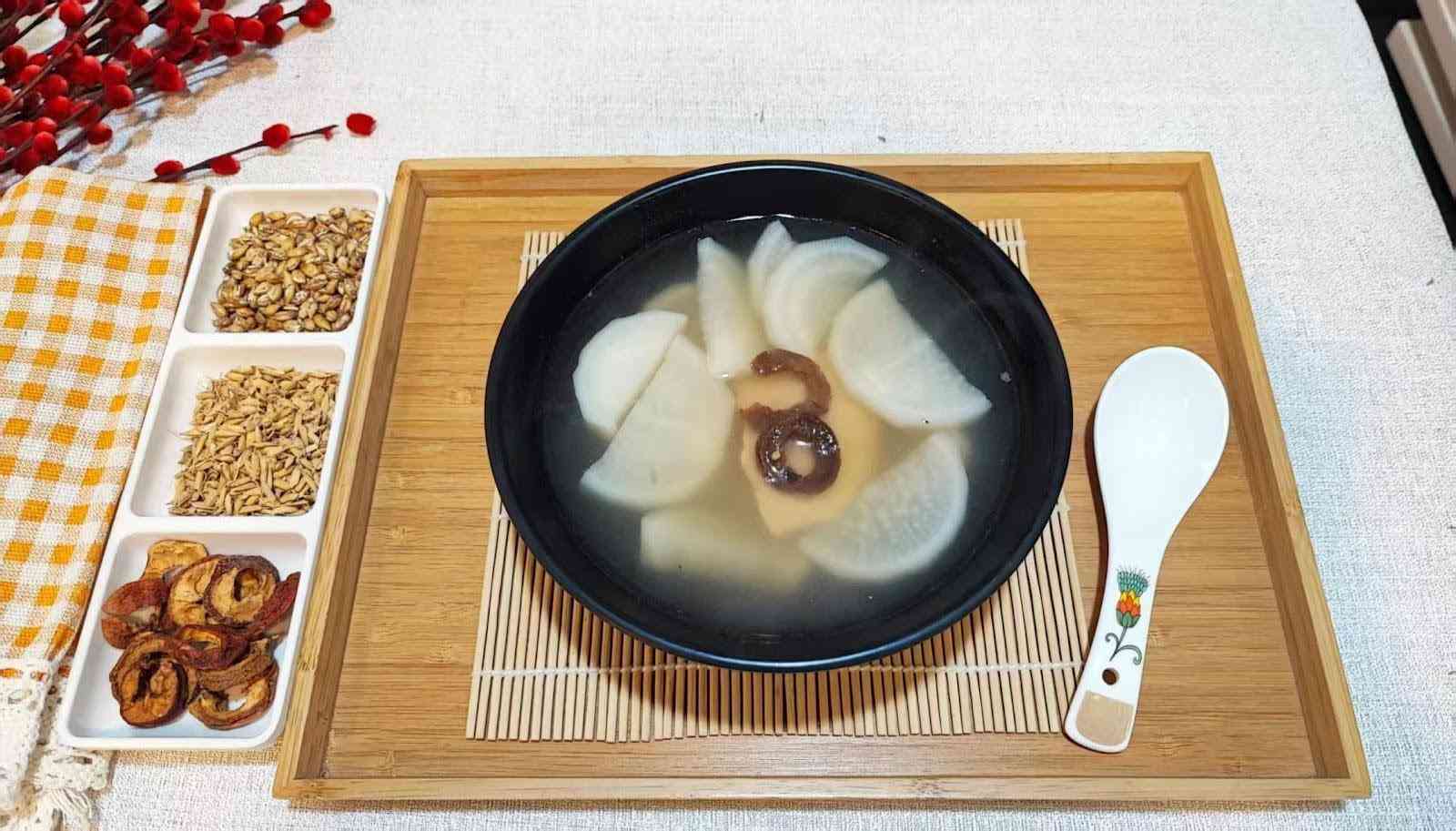 另類新春賀歲食譜 │ 中醫推介2款湯+1款茶，解決節日後上火、消化不良、酒醉不適
