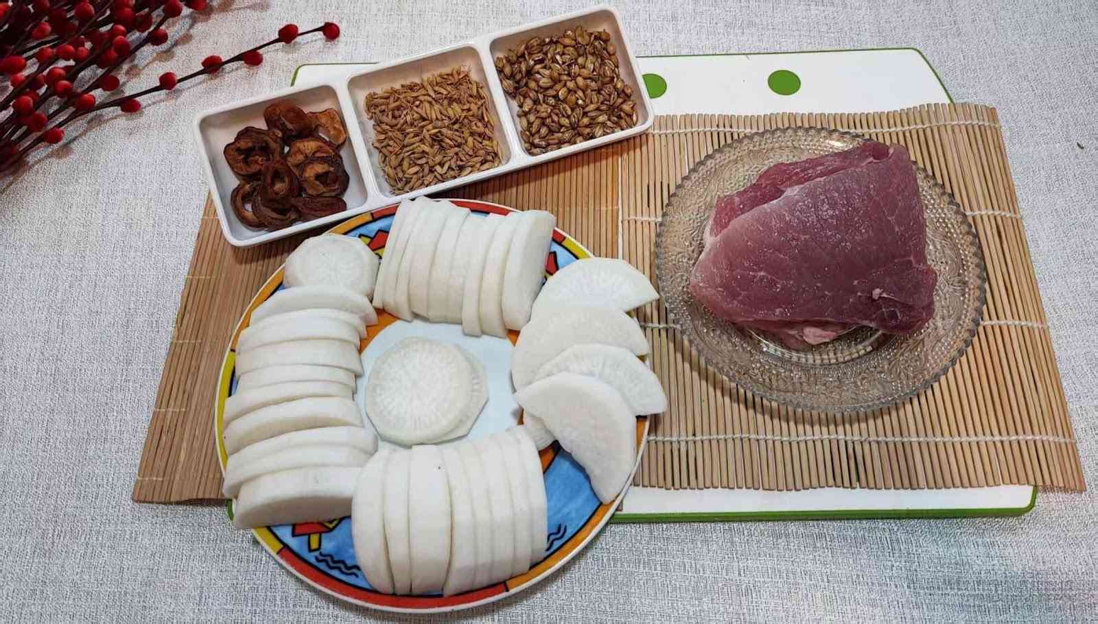 另類新春賀歲食譜 │ 中醫推介2款湯+1款茶，解決節日後上火、消化不良、酒醉不適