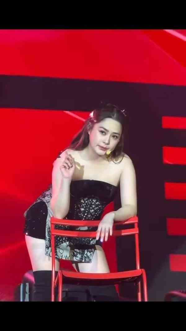 凍齡女神|45歲阿嬌重回顔值巓峰公開4招「逆生長」秘訣 網民:肥過瘦過無醜過! 凍齡女神|45歲阿嬌重回顔值巓峰公開4招「逆生長」秘訣 網民:肥過瘦過無醜過!