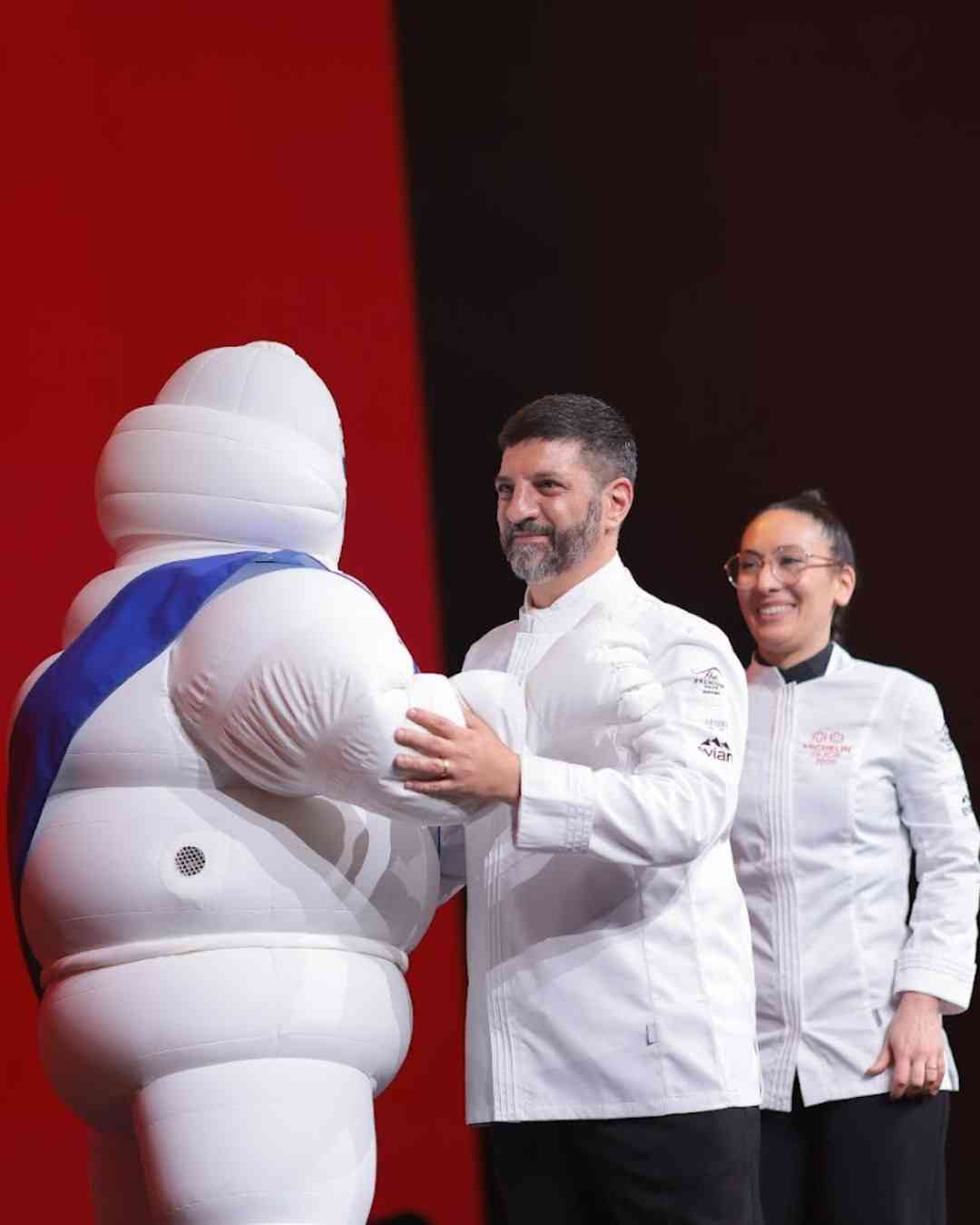 香港澳門米芝蓮2026｜Robuchon重開即摘二星！2間香港餐廳新獲二星：唐人館、Sushi Takeshi