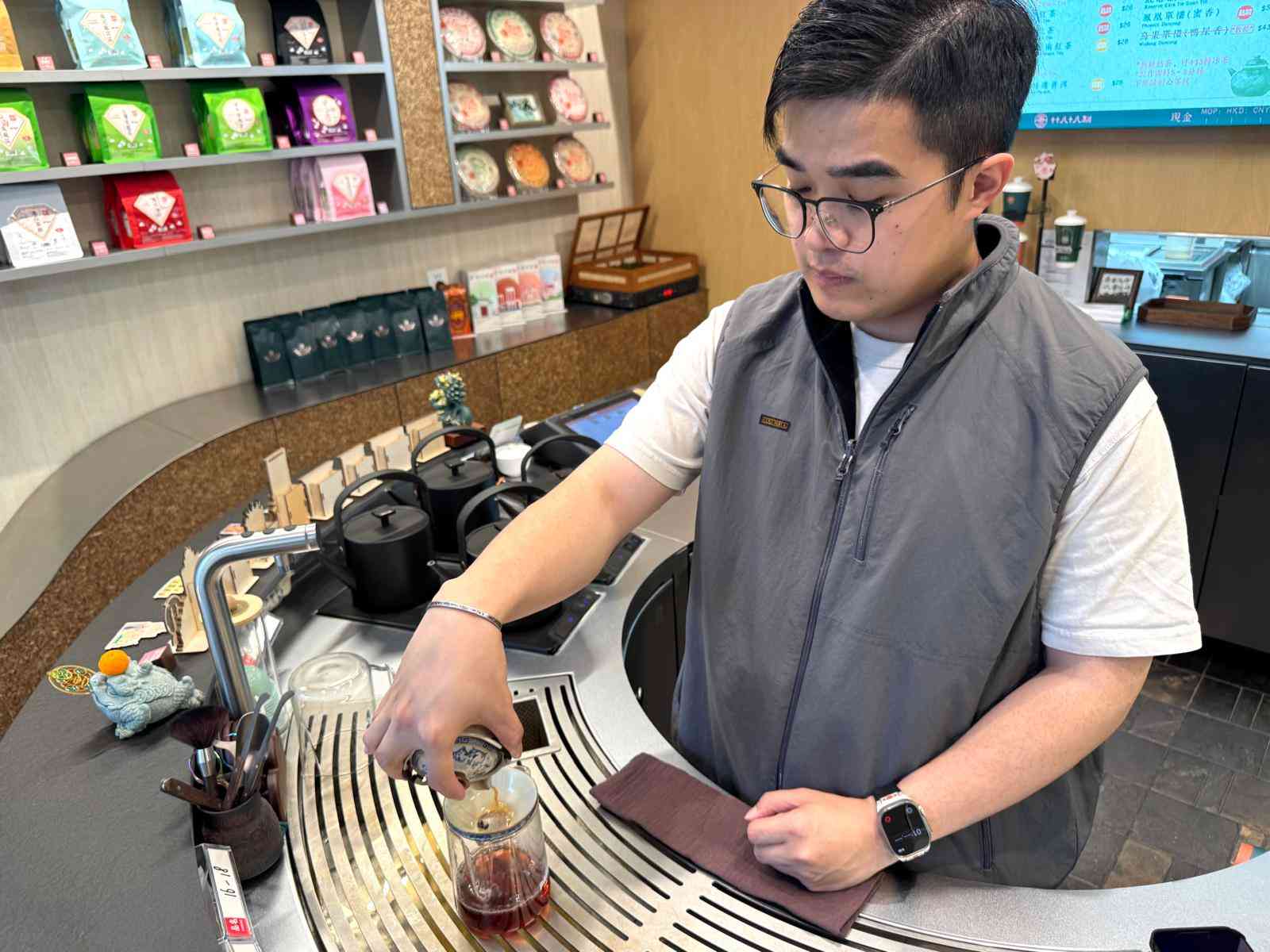 澳門華聯茶葉 X「十十八十八制」 60年老字號&middot;官也街新開茶飲店