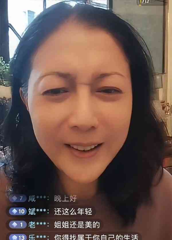 吳綺莉吳卓林丨吳綺莉直播談母女最新關係　感動落淚：我冇後悔生佢