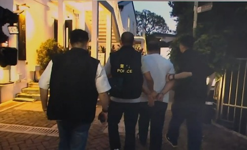 Save Lily 事件｜高學歷港爸背景曝光　傳曾為公屋單位分戶與胞弟互毆見血驚動警方鄰居