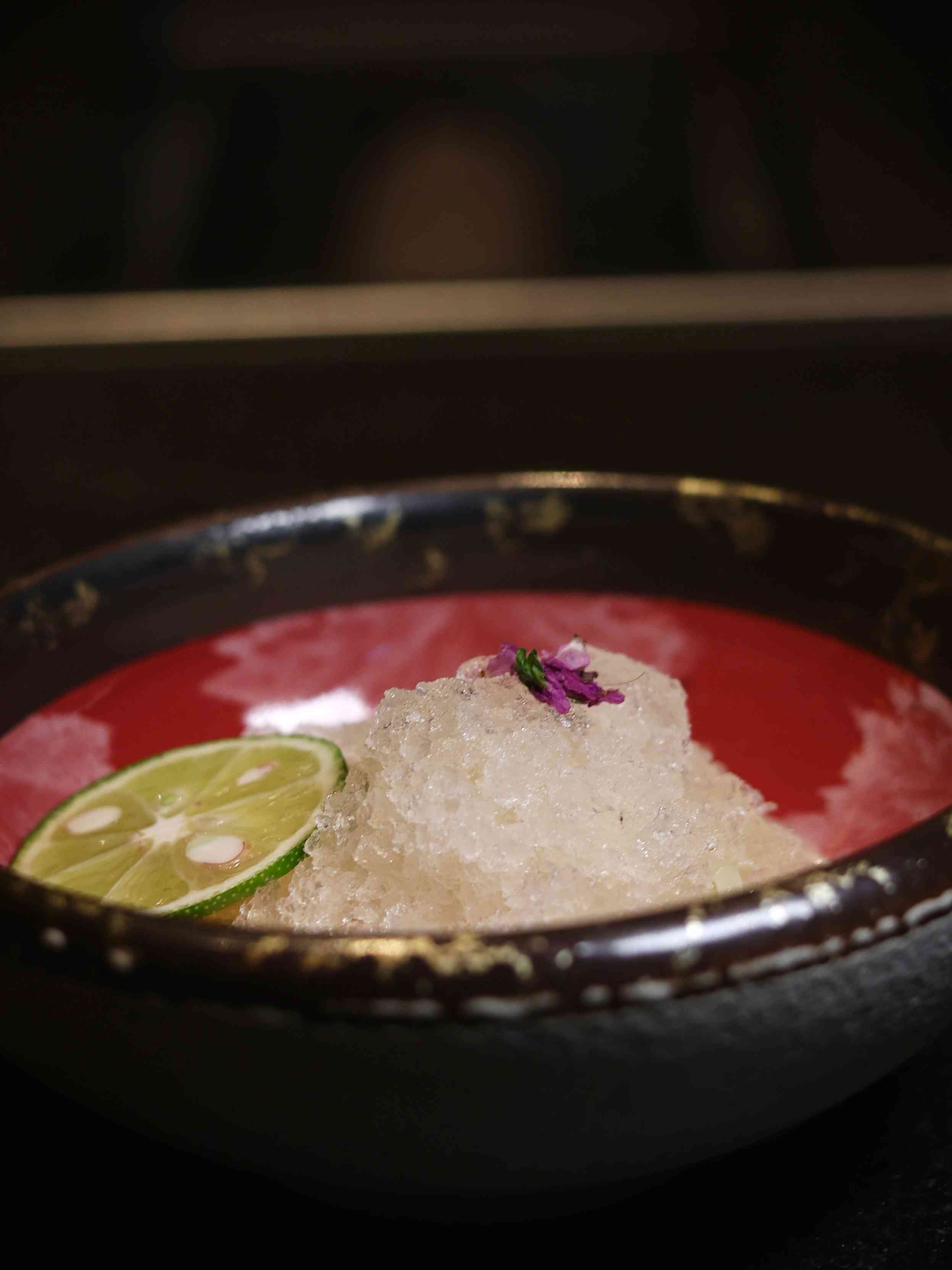 極上和牛割烹Omakase：檸檬麴昆布鹽厚切牛舌、牛臀肉松露三文治、招牌山奧燒，啖啖飽滿多汁，極爲鮮味！