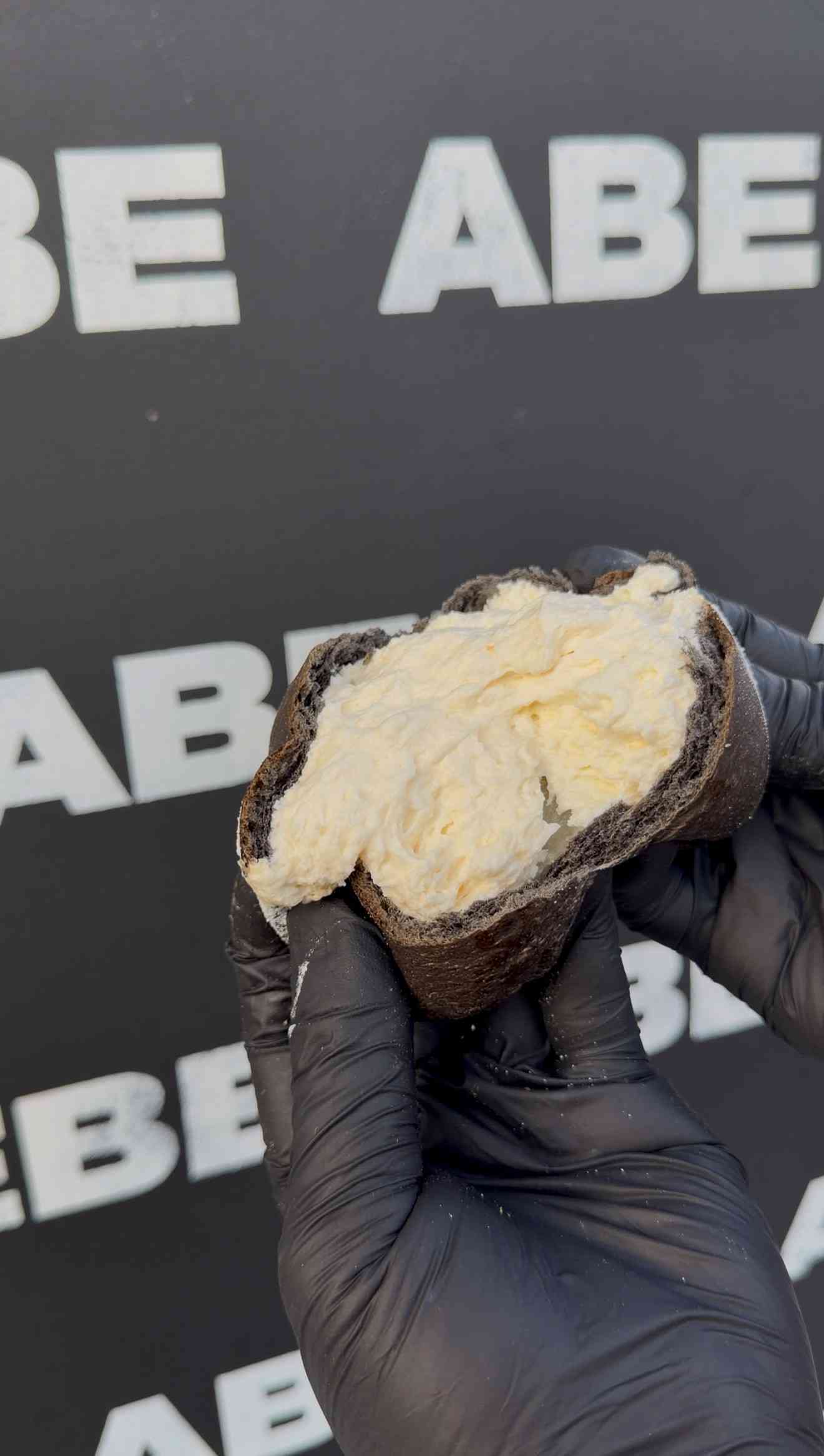 濟州冬甩名店 ABEBE Bakery 9月登陸尖沙咀，必食招牌朱古力忌廉冬甩＋蘋果/漢拿峰柑忌廉包＋一連兩日免費派