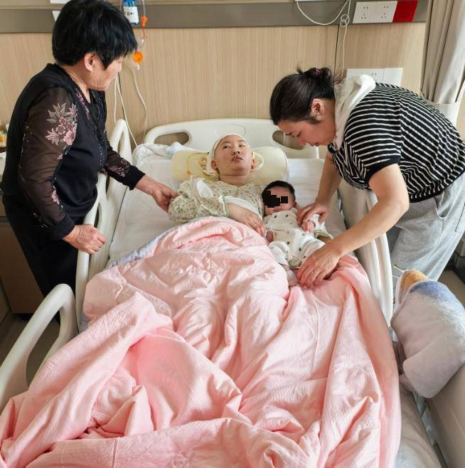 中風｜31歲女作家產後翌日全身抽搐　腦梗死變半植物人　6度轉院2次開腦深情夫盼現奇蹟【附中風前3大先兆】