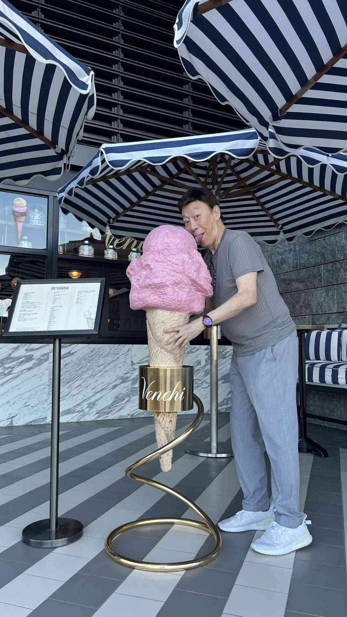 陳欣健｜81歲陳欣健罕談認知障礙症妻當BB照顧十多年從不嫌苦　曾擁30紅顏知己回首風流半生：有啲嘢承擔唔起就要放手
