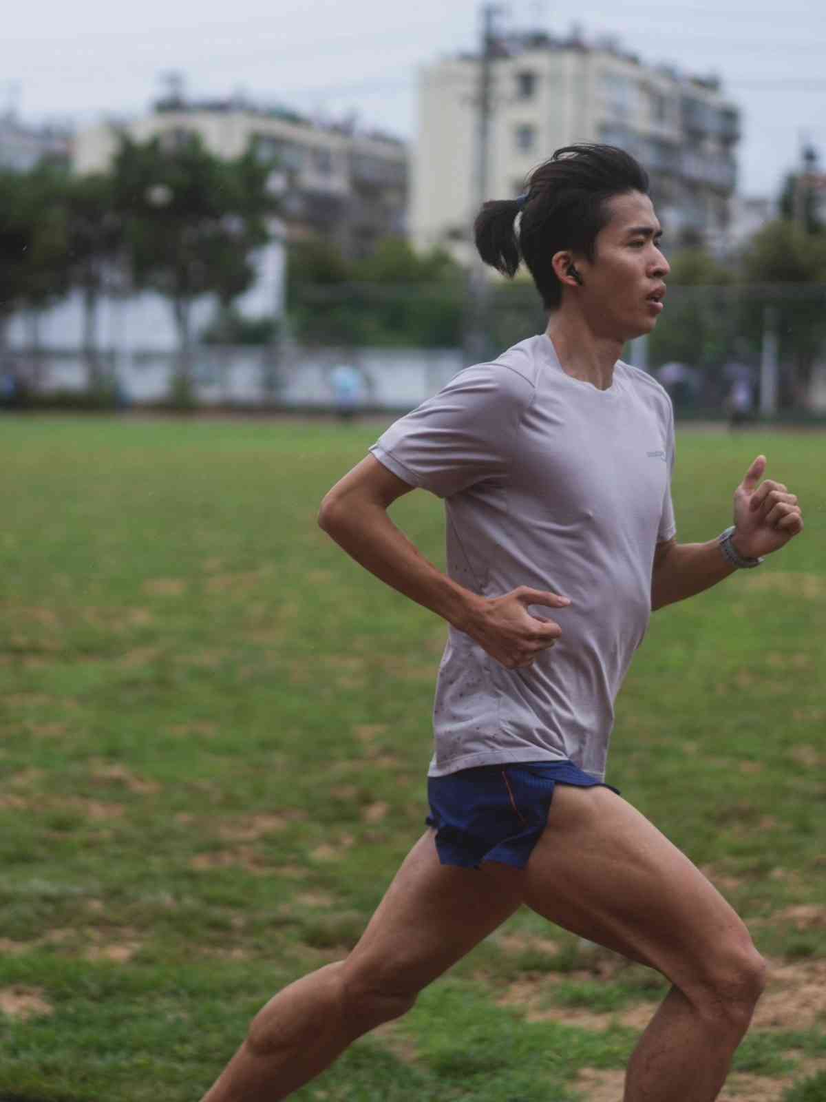心律不正｜25歲香港新生代跑手何敬武　驚爆同時患2種心律不正　手術成功報平安憶驚險時刻【附心律不正11種症狀】