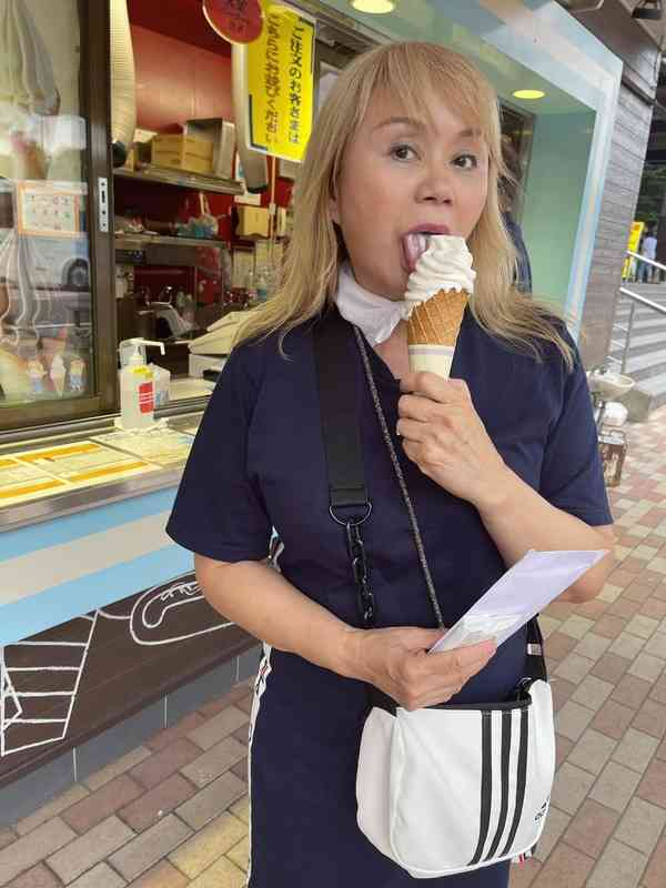 林建明︱前金牌司儀林建明健康亮紅燈 　突貼AI病床鼻插喉照宣布停工　曾患抑鬱腦血管瘤近況惹憂