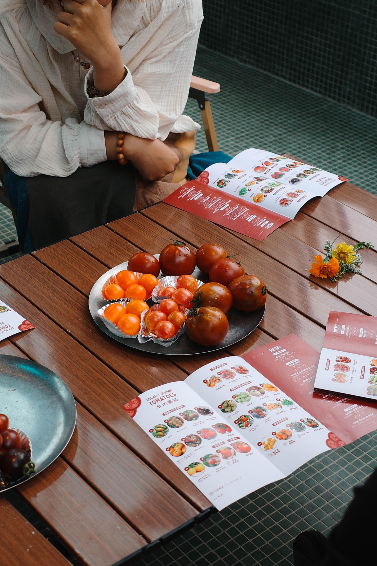 西九野餐節︱兩手揈揈去野餐用品租借 $40起＋海濱美食市集＋音樂表演工作坊＋$348單車野餐套票