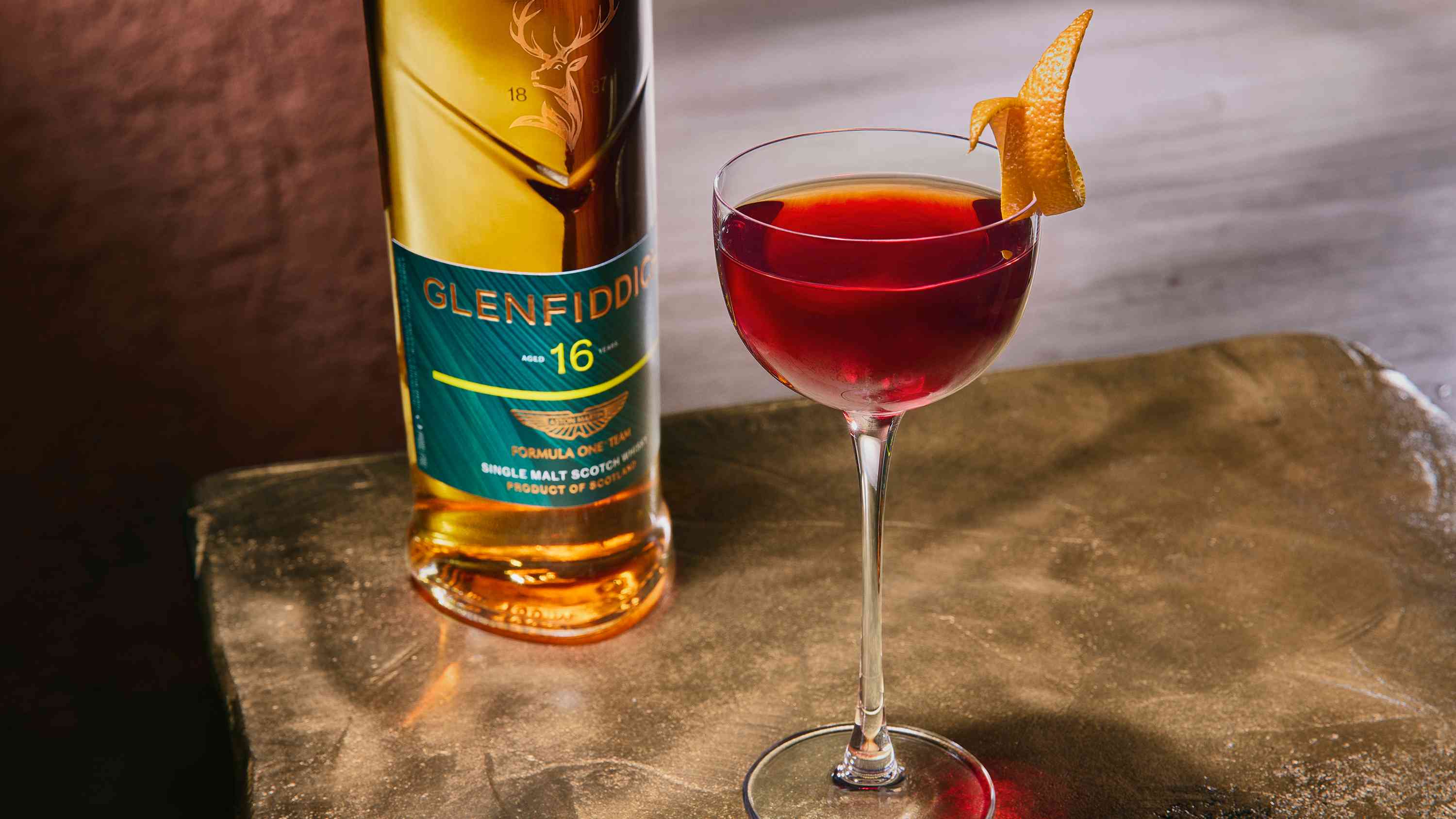夢幻聯乘第二彈！Glenfiddich x Aston Martin F1&trade; 16年限量版 Release No.2，品味五桶交織的極致奢華