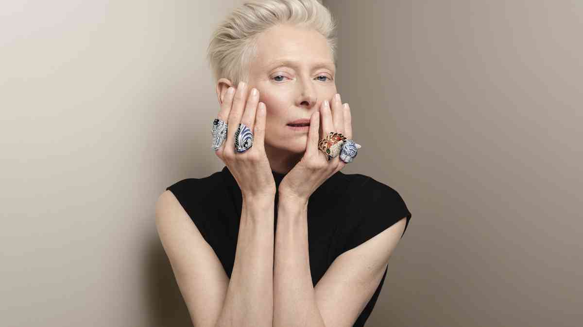 大自然最高昂貴的野性反叛!卡地亞 Into the Wild 頂級珠寶特輯:Tilda Swinton演繹野性王者氣場 大自然最高昂貴的野性反叛!卡地亞 Into the Wild 頂級珠寶特輯:Tilda Swinton演繹野性王者氣場