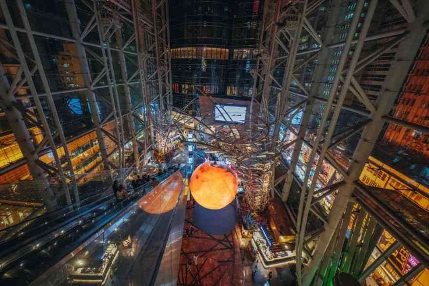 萬聖節好去處2026︱旺角朗豪坊7米巨型火星裝置+一連三個周末咖啡節+東京咖啡師駐場+烘焙美食 萬聖節好去處2026︱旺角朗豪坊7米巨型火星裝置+一連三個周末咖啡節+東京咖啡師駐場+烘焙美食