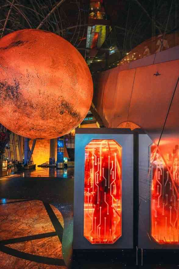 萬聖節好去處2026︱旺角朗豪坊7米巨型火星裝置+一連三個周末咖啡節+東京咖啡師駐場+烘焙美食 萬聖節好去處2026︱旺角朗豪坊7米巨型火星裝置+一連三個周末咖啡節+東京咖啡師駐場+烘焙美食