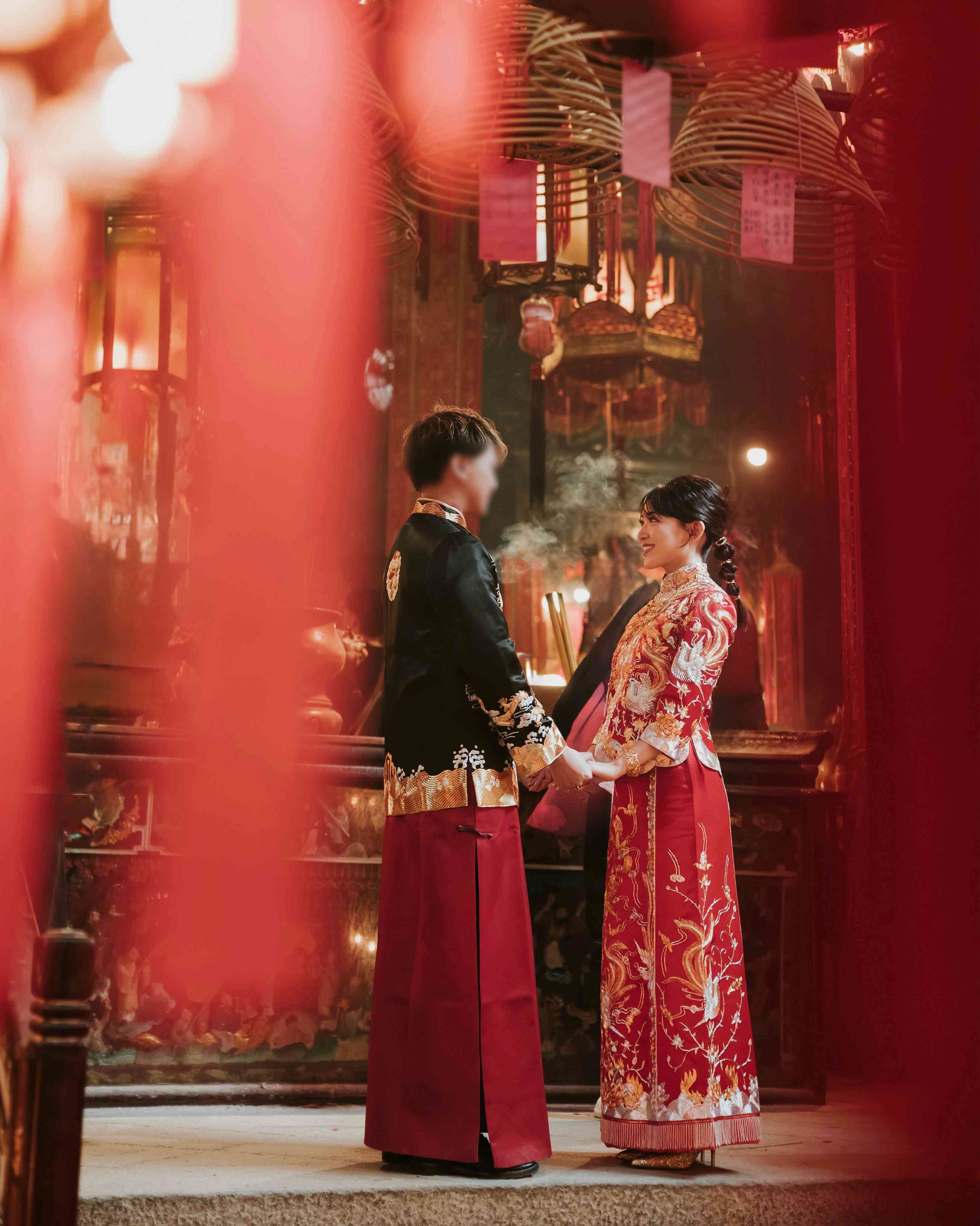 前AKB48成員內田真由美嫁香港人  穿裙掛與老公文武廟影Pre-wedding  日本婚宴以蓮香樓茶盅做回禮