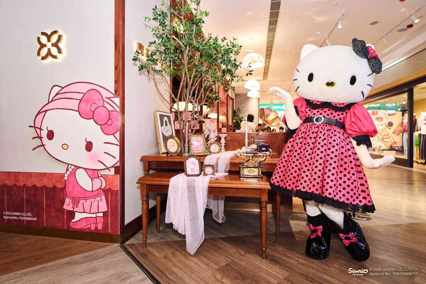 尖沙咀Hello Kitty生日慶典主題昭和風喫茶店+限定套餐+專屬生日體驗+見面會+期間限定禮盒 尖沙咀Hello Kitty生日慶典主題昭和風喫茶店+限定套餐+專屬生日體驗+見面會+期間限定禮盒
