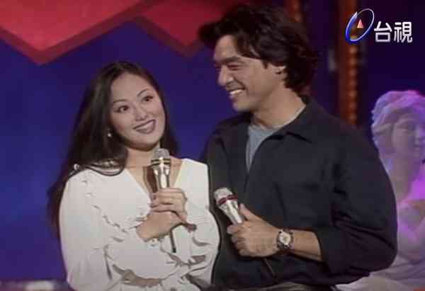 凍齡女神丨62歲章小蕙新照曝光狀態驚艷「完勝同齡人」　曾直播7小時賺逾1億元吸金力驚人