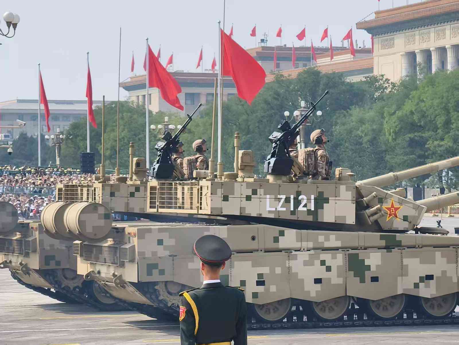 九三閱兵 | 多款武器裝備首次亮相，東風-5C液體洲際戰略核導彈打擊範圍覆蓋全球 （不斷更新）（多圖）