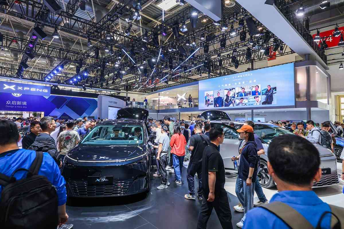 神州經脈 | 傳收緊國企海外發債，新能源車銷量首超新車總銷量五成