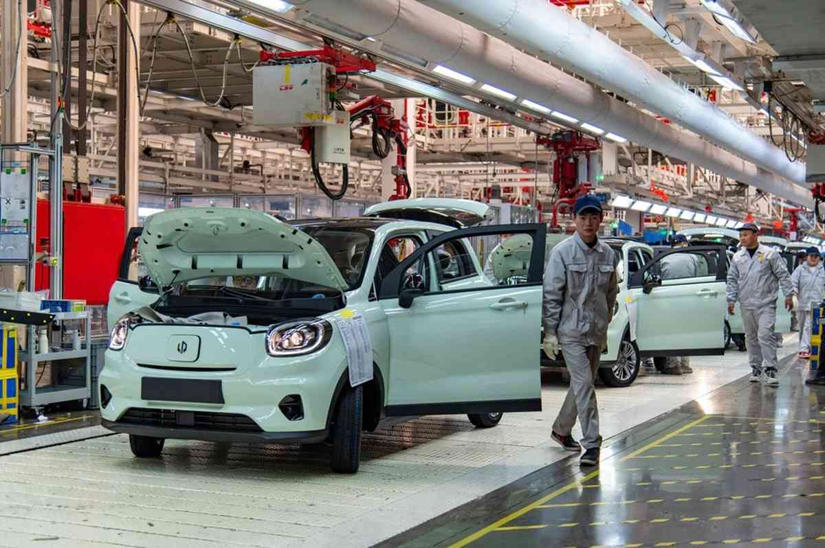 神州經脈 | 滬指四連升，人幣創近34個月高，1月新能源車零售跌20%