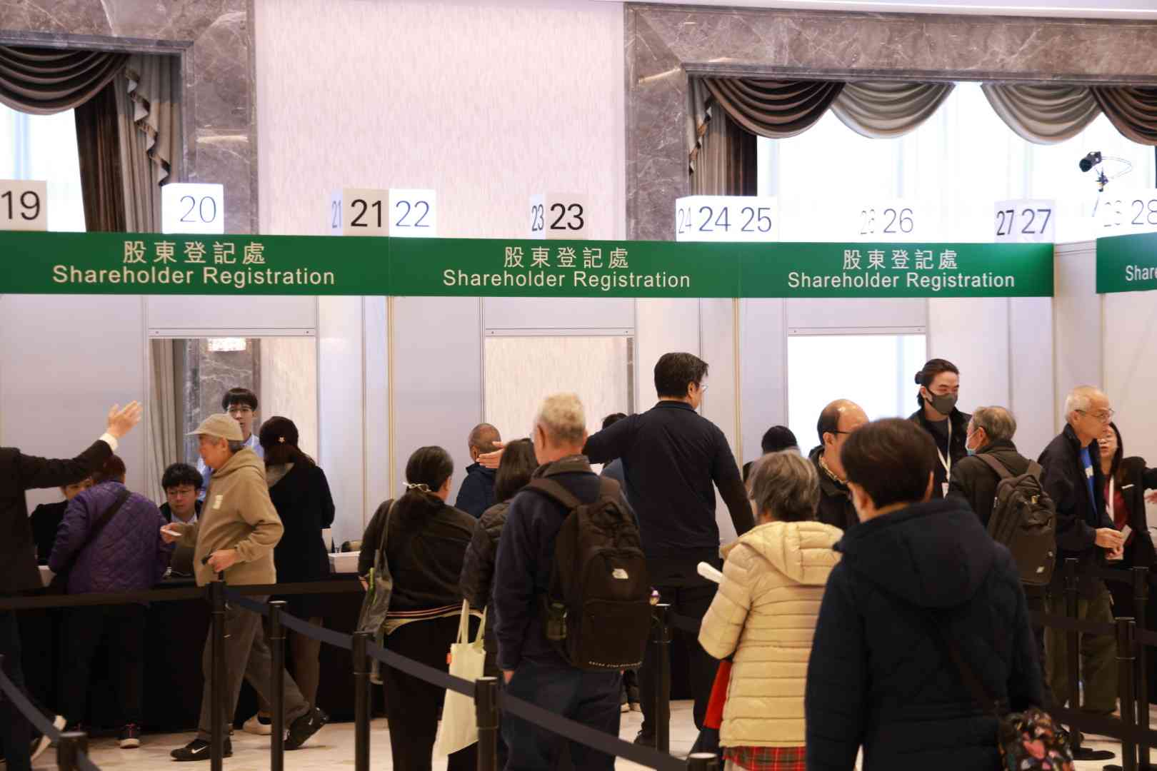 恒生私有化 | 滙控私有化恒生今表決，有小股東上市時已持貨感不捨，又指套現所得擬用作買入內銀收息