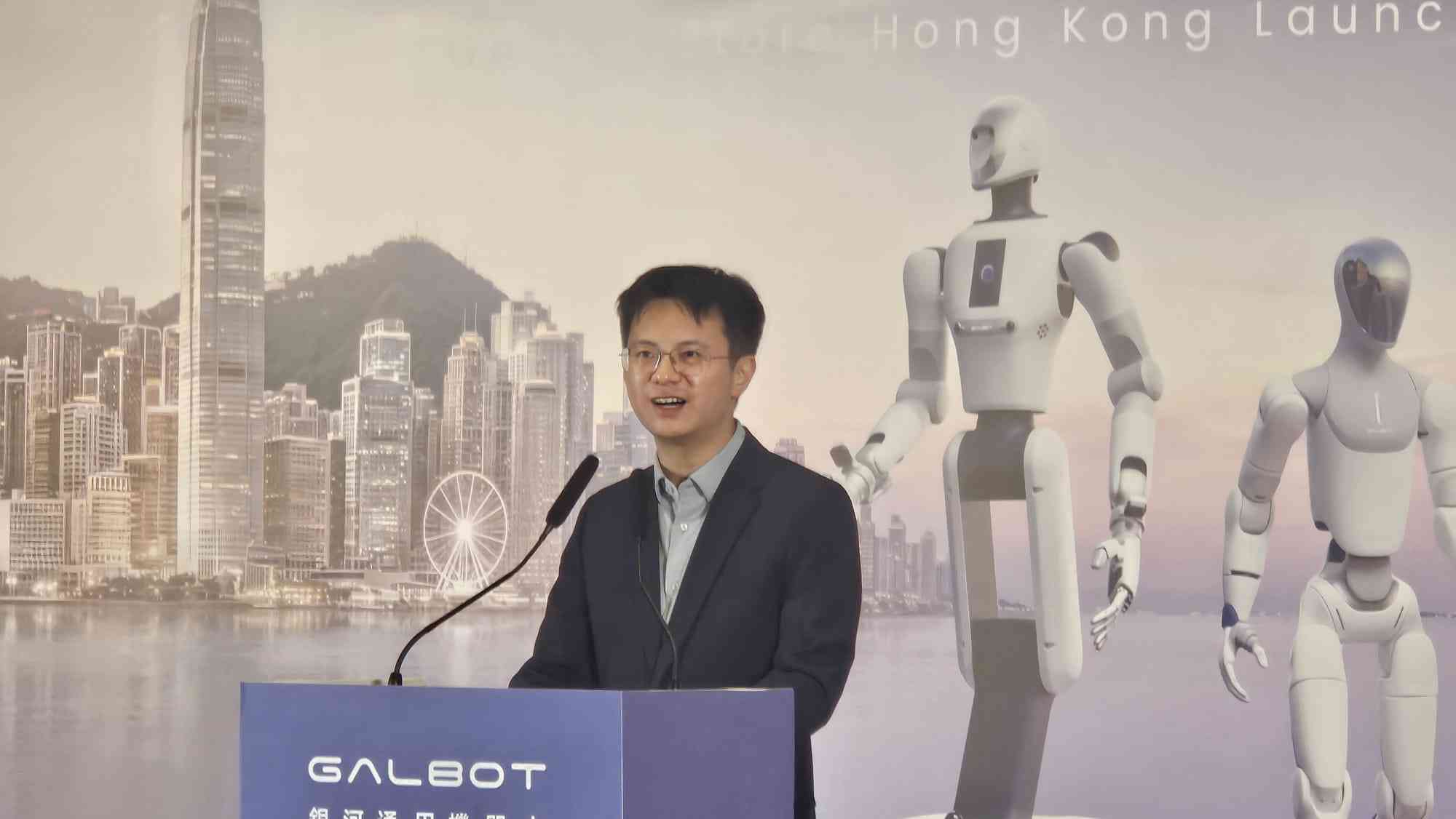 港投公司有份投資銀河通用機器人全自主零售店在港營運，3家分店明日開業