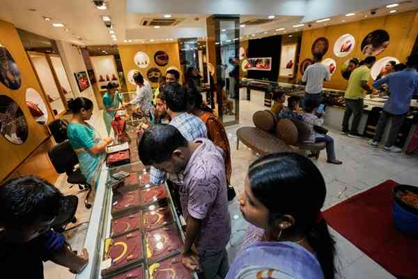 白銀 | FOCUS | 白銀逼空鬼影幢幢，碳酸鋰價熱錢共舞