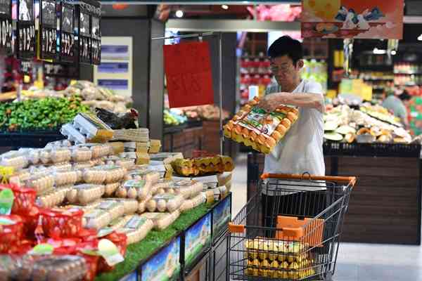 通脹 | FOCUS | 餐桌「剪刀差」，工業「成本劫」