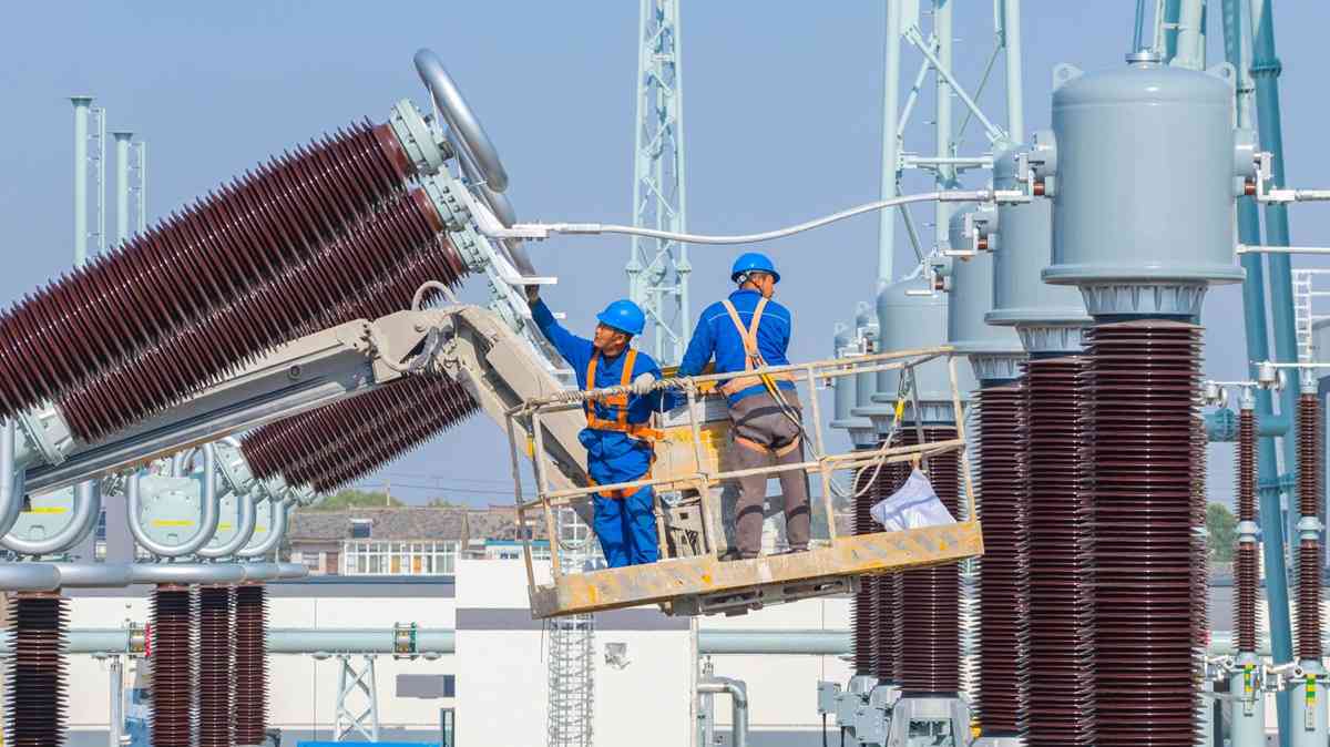 雷鼎鳴專訪｜中美爭鬥持續惟短期可控，GDP兩倍於美或逼華府退縮（有片）