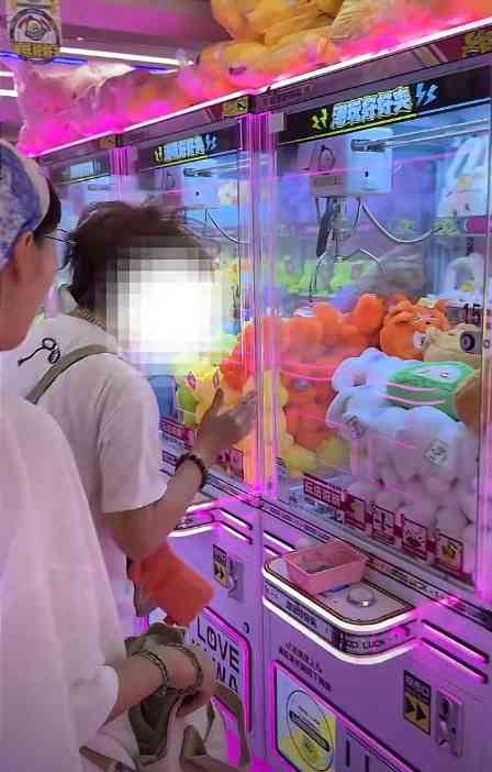 凍齡女神丨43歲前TVB落選港姐近況曝光佛山擺攤　屢傳整容失敗認恨嫁有錢人