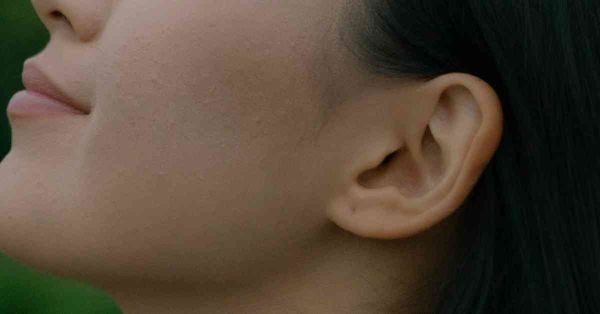 專家推薦：8款耳朵按摩法，1分鐘助降血壓並紓緩肩頸痛、腰痛與偏頭痛 