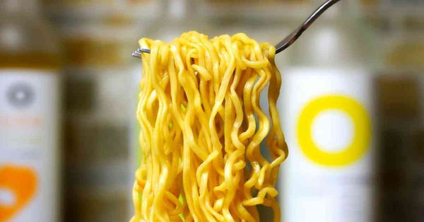 胃癌 │15歲少女狂吃即食麵患晚期胃癌，醫生揭2大壞習慣是元兇