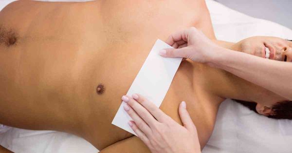 鎮痛貼安全風險 │ 專家:使用逾1個時間恐傷胃腎，致皮膚潰爛