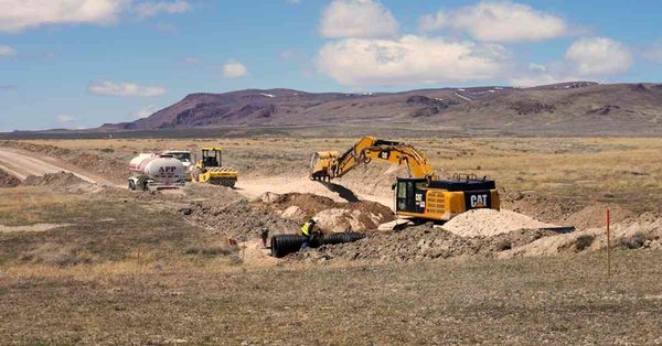 鋰業股 | 美國政府擬入股美洲鋰業，贛鋒天齊飆逾一成可否追入？