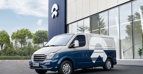 港股 | 午市前瞻 | 恒指目標價望28000點  蔚來銷售強勁緩解市場悲觀  料車股沿20天線向上