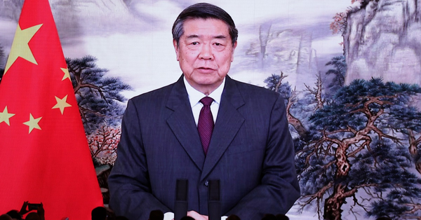 金融峰會 | 何立峰冀香港進一步主動深入對接十五五規劃