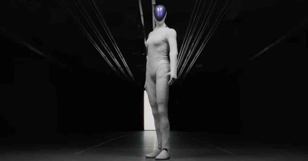 小鵬 | 推Robotaxi及人形機械人IRON獲大行唱好，股價逆市曾飆半成可否追入？