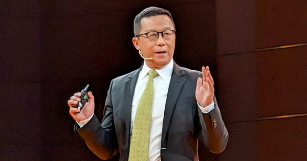 王維基：HKTVmall明年斥2.5億加強推廣，冀內地電商更認真攻港，一齊「打冧」實體零售