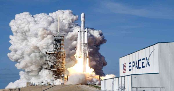 SpaceX | FOCUS | 奔火星理想 VS 地球「抽水機」