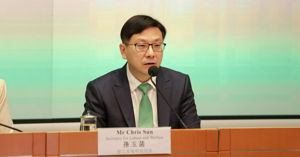 孫玉菡：未發現濫用人才計劃來港產子情況，人才不可和「雙非」相提並論