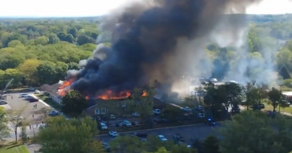 美國密歇根州大布蘭克市一間摩門教教堂遭人槍擊及縱火，造成至少5人死亡