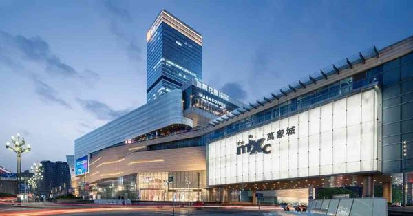 《午市前瞻》港股4月料緩慢向上  業績定高低物管股宜揀華潤萬象