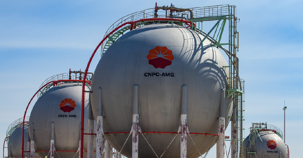 三桶油 | OPEC+明年暫停增產油價靠穩，中石油獲大行唱好股價破頂，三桶油可以點揀？