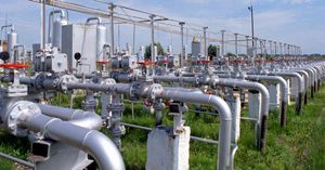 國際原油 | 石油供應中斷恐慌情緒急升，國際油價突破90美元大關