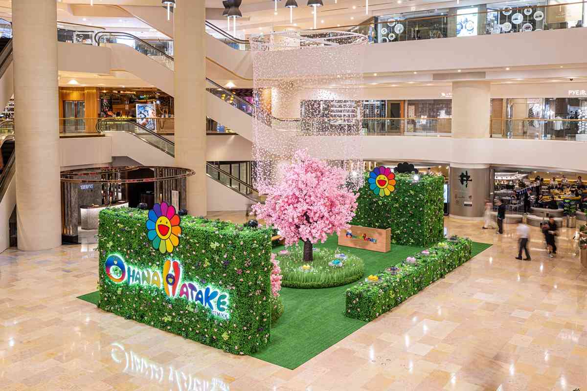 Murray House, Hong Kong: Immerse in the Creative Garden of Taikoo Place and Explore the Exclusive Murakami Takashi Ohana Hatake Pop-up Store