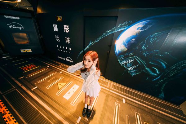 启德 AIRSIDE｜突发！异形入侵地球!  继侵占法国地标建筑後  「异形惊吓舱」正式登陆香港启德AIRSIDE