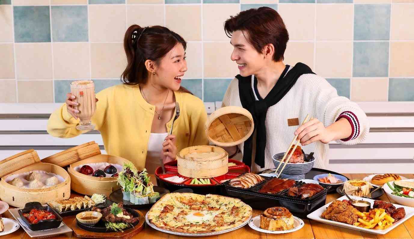 东涌东荟城名店仓｜东荟城名店仓破格联乘本地人气纹身师 Tattoo on Friday 打造「尝游滋味」美食企划 Chill 慵懒 Tattoo 猫咪化身成各国美食「飨」导「环球寻味之旅」