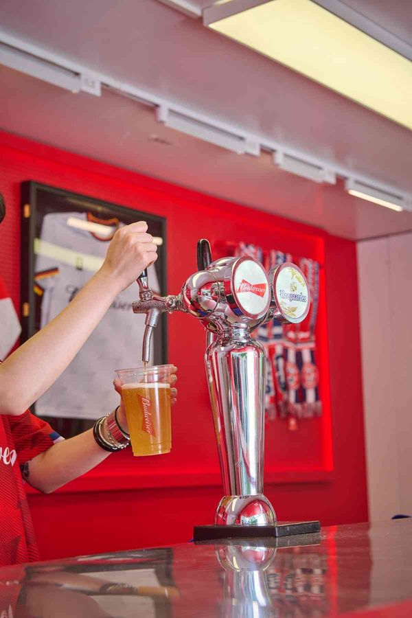 Avenue of Stars, Tsim Sha Tsui | Budweiser World Cup 40th Anniversary x Avenue of Stars Fan Party