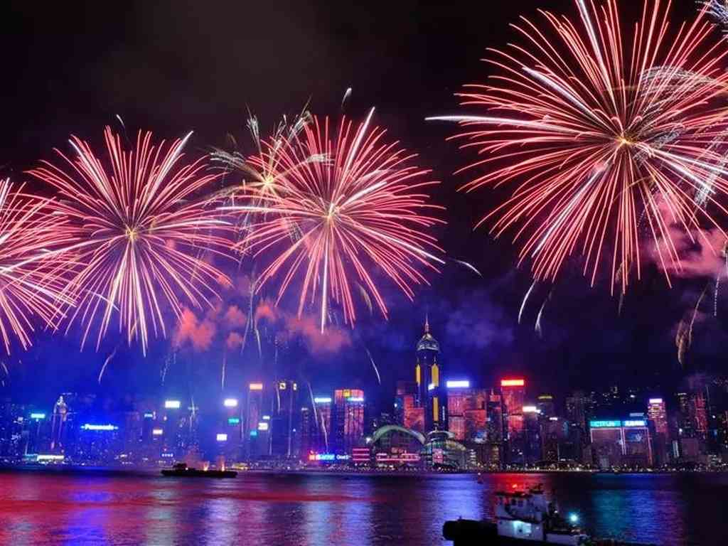 维多利亚港两岸｜2026年国庆烟花汇演